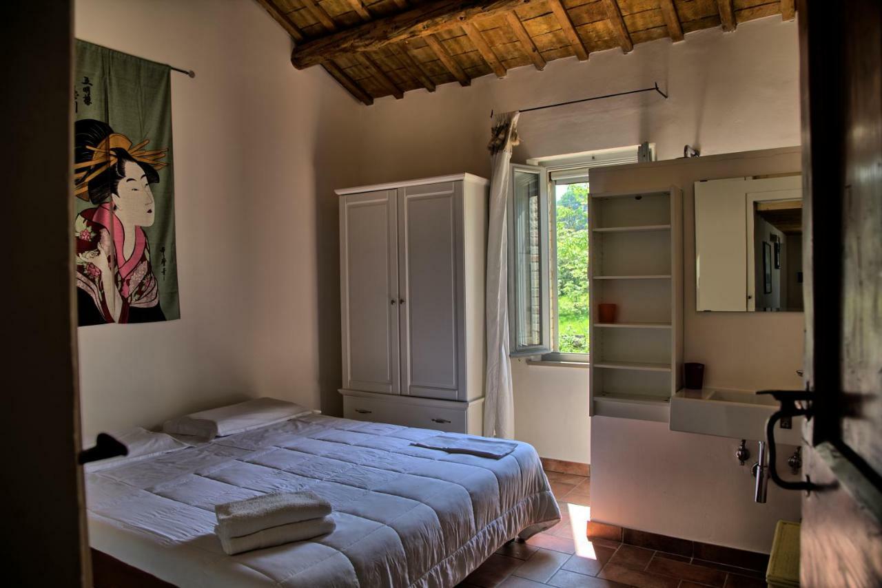 Grande Villa Storica Per Vacanze Con Giardino Privato E Piscina Ostra Bagian luar foto