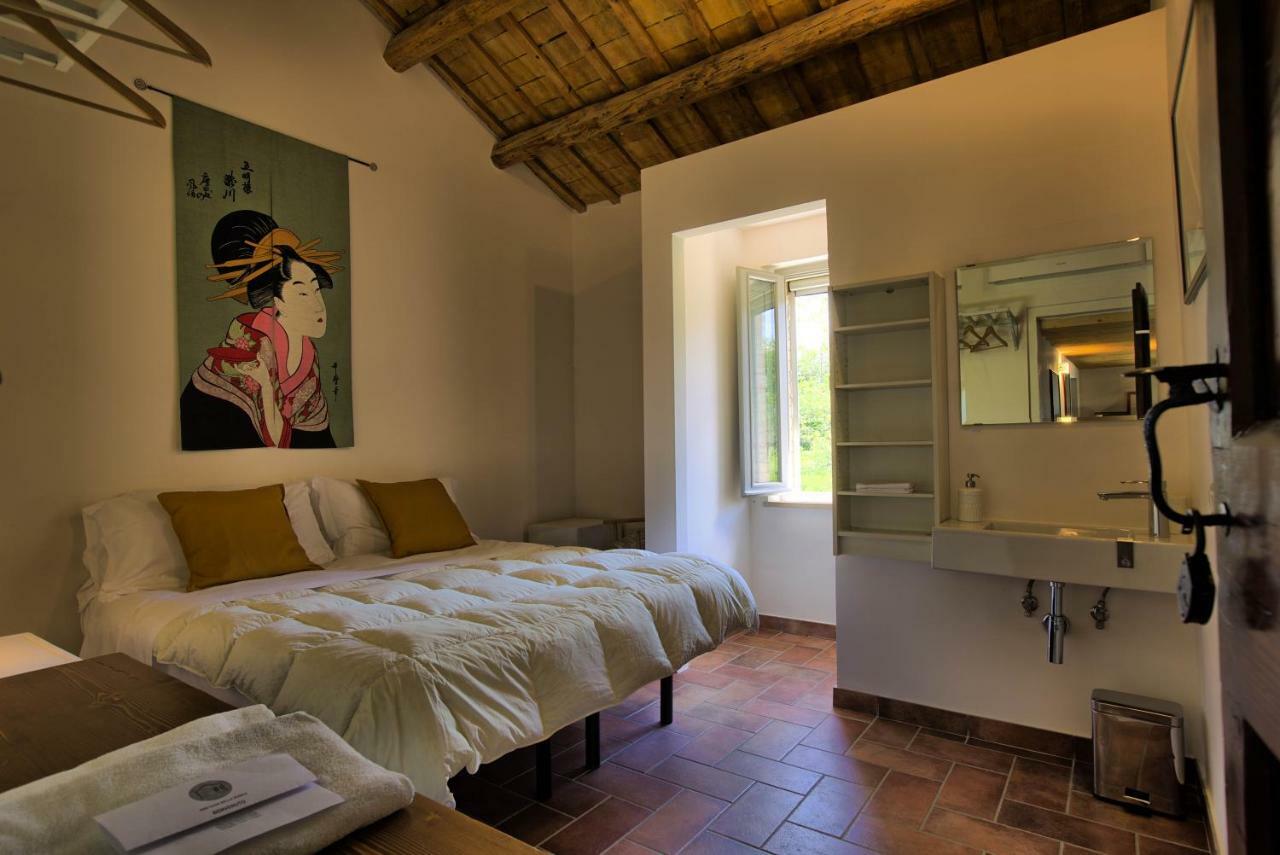 Grande Villa Storica Per Vacanze Con Giardino Privato E Piscina Ostra Bagian luar foto